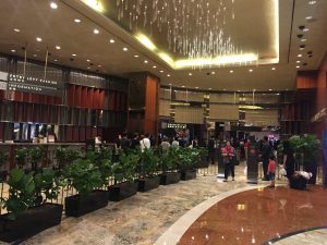 マリーナベイサンズのカジノは超巨大　ほどほどに楽しもう