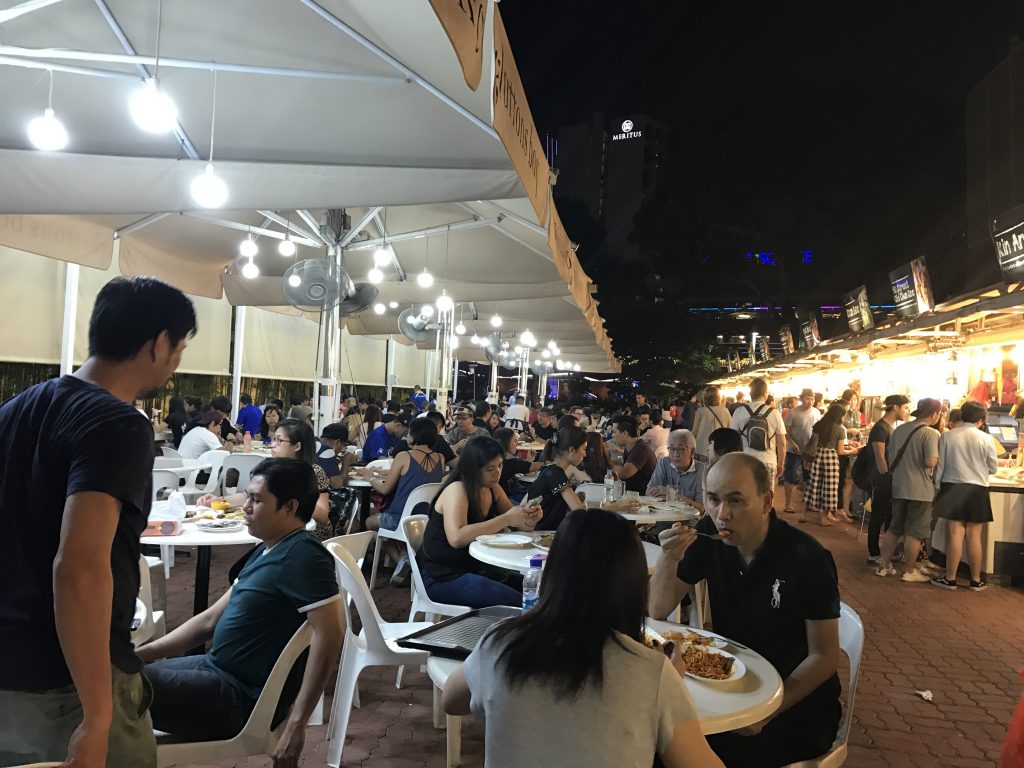 シンガポールのホーカーズ　Makansutra（マカンストラ）