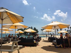 セントーサ島へ行くならタンジョン・ビーチ・クラブがオススメ