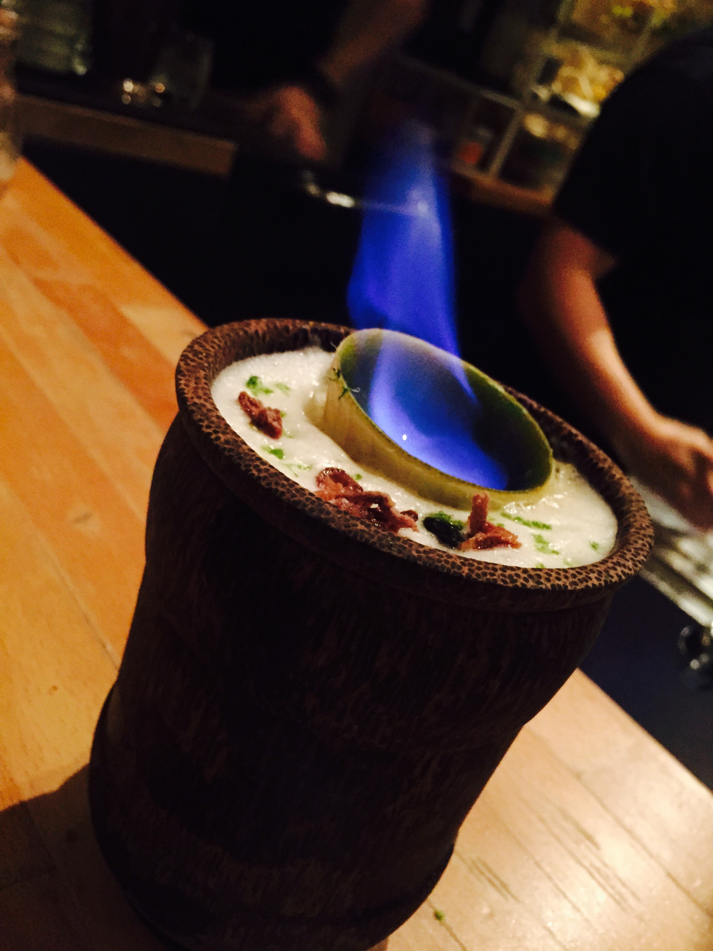 火山をイメージしたカクテル