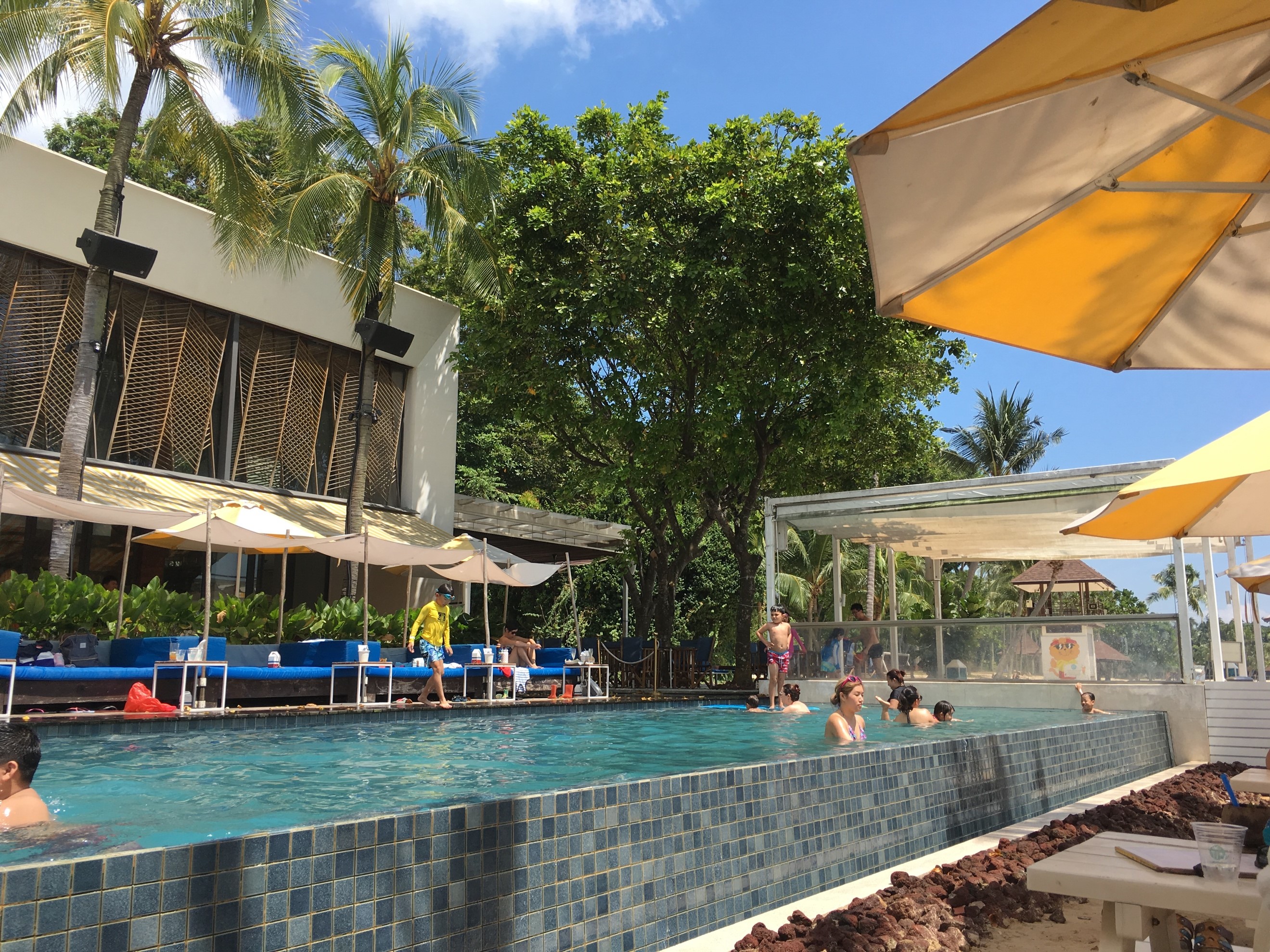 プライベートプール